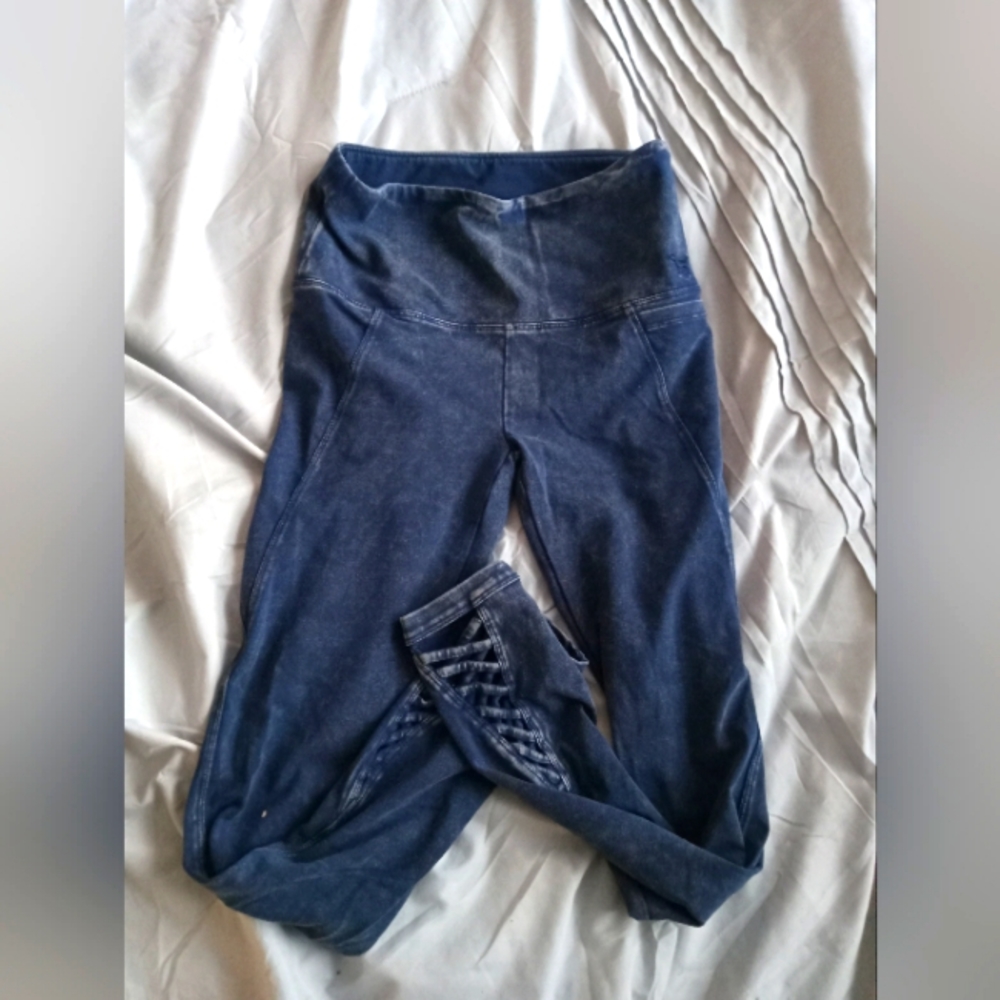 Bleach/acid washed victoria secret pink leggings xs